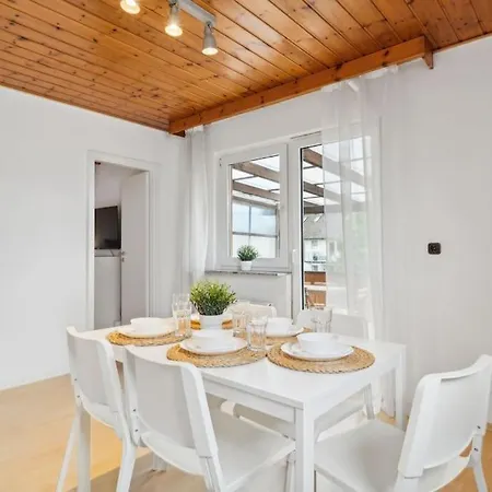 Ri01 Mit Großem Balkon Groß-Gerau